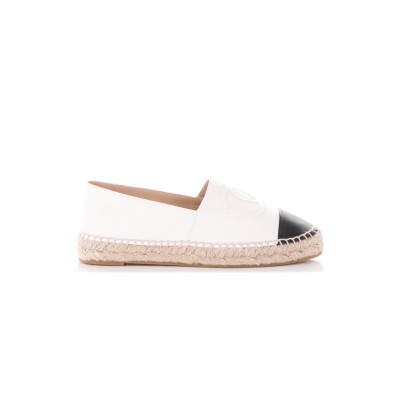 CHANEL LAMBSKIN ESPADRILLES WHITE BLACK G29762